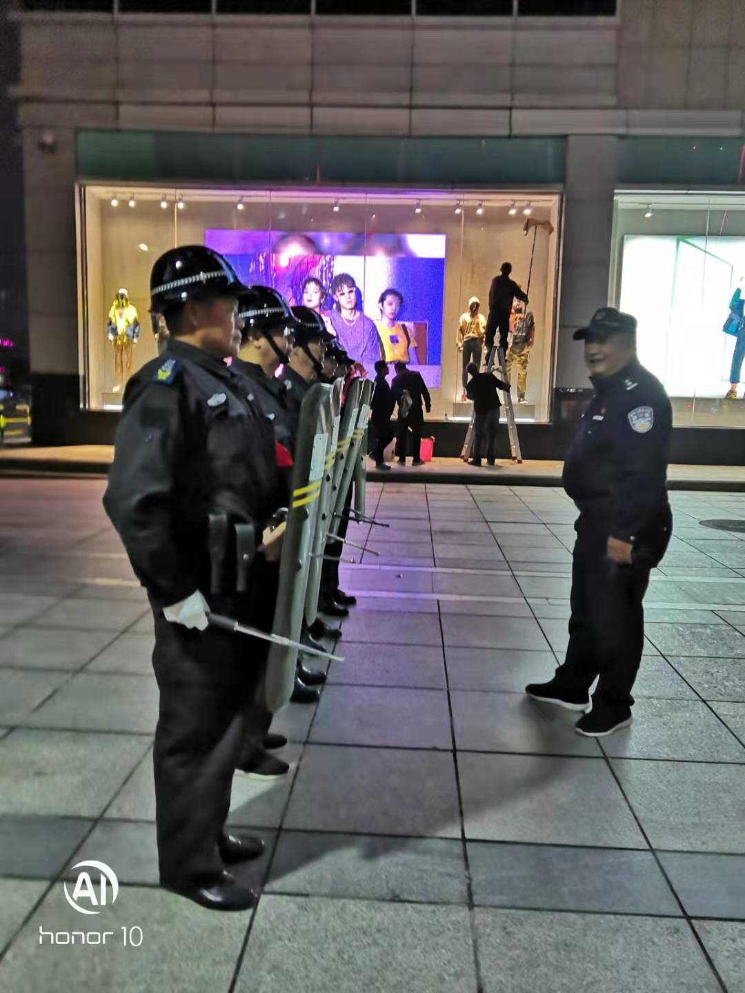大家知道保安員是什么嗎？下面跟著襄陽戎安的介紹一起了解下吧！